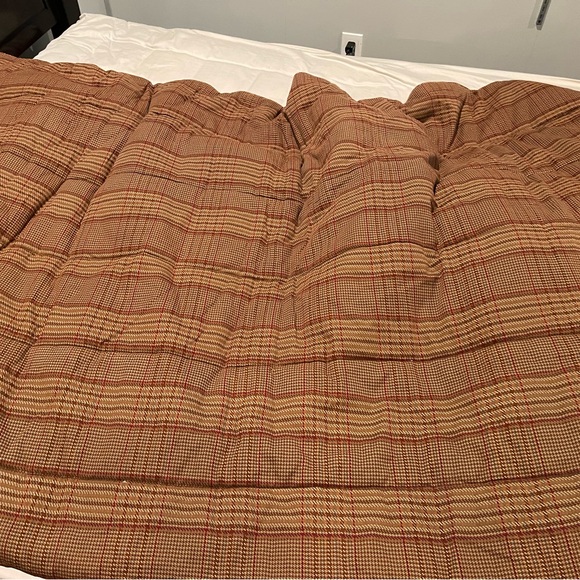 Chaps Ralph Lauren Summerton Comforter and Shams - Picture 11 of 12
